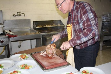 10634414_917599514922722_1753494623_n